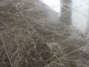lavare il marmo