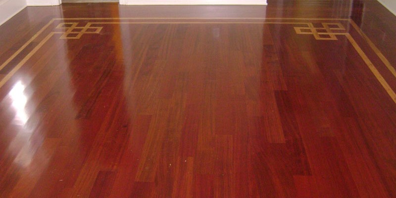 lavare il parquet